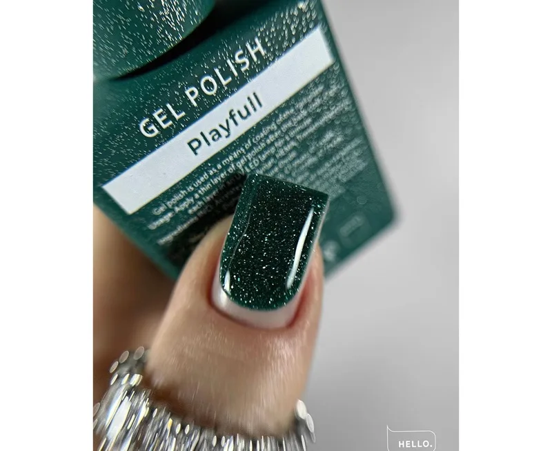 HEYLOVE gel polish Playfull 15ml – zielony odblaskowy lakier hybrydowy 2 HEYLOVE gel polish Playfull 15ml – zielony odblaskowy lakier hybrydowy - obrazek 2