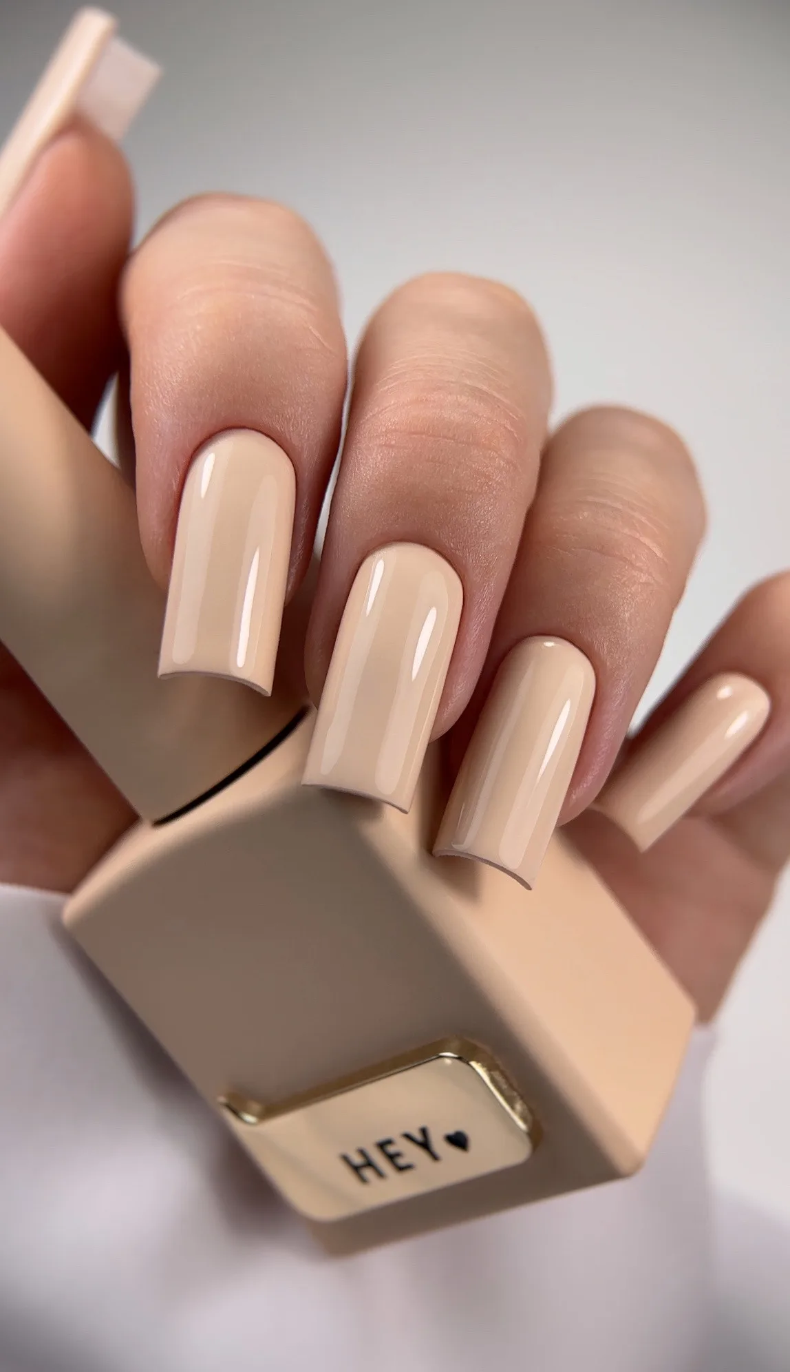 HEYLOVE Gel Polish BUTTER 15 ml - Lakier hybrydowy - obrazek 3