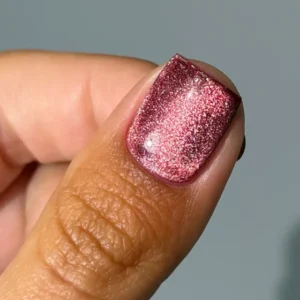 DARK Gel Polish Cat Eye 34 – Lakier hybrydowy kocie oko malinowy 6 ml