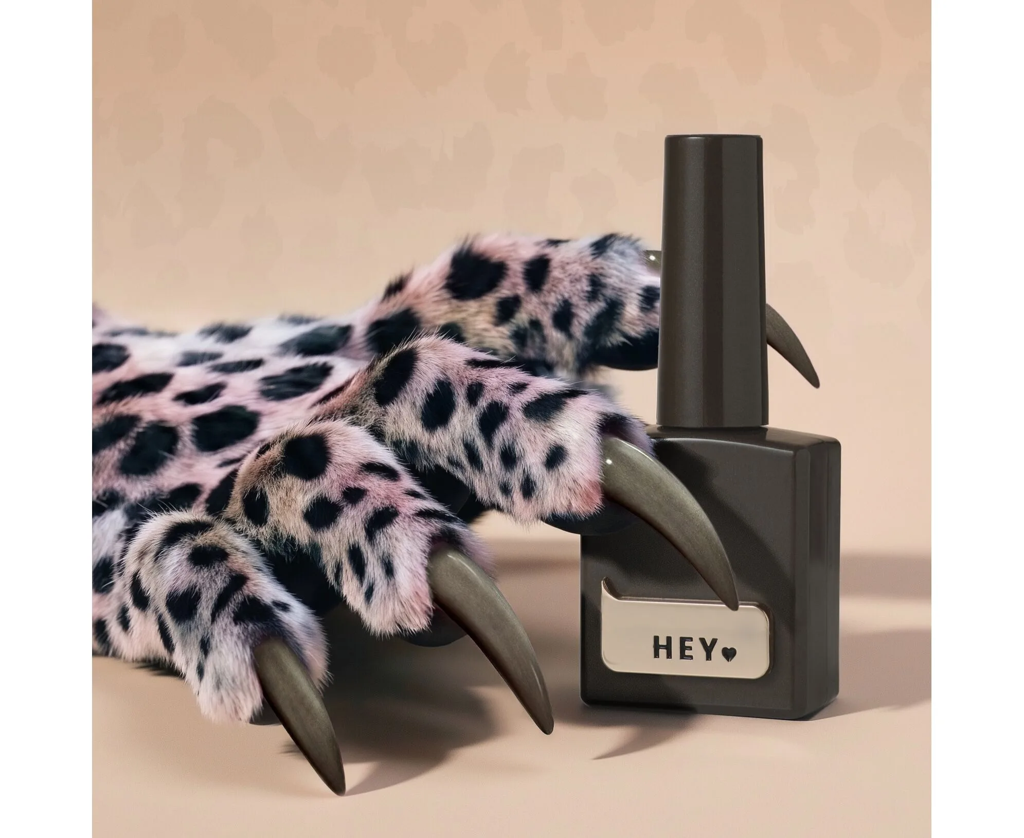 HEYLOVE Cat Eye Gel Polish Tabbi 15 ml – Lakier hybrydowy kocie oko chłodny brąz 3 HEYLOVE Cat Eye Tabbi lakier hybrydowy kocie oko chłodny brąz 15 ml