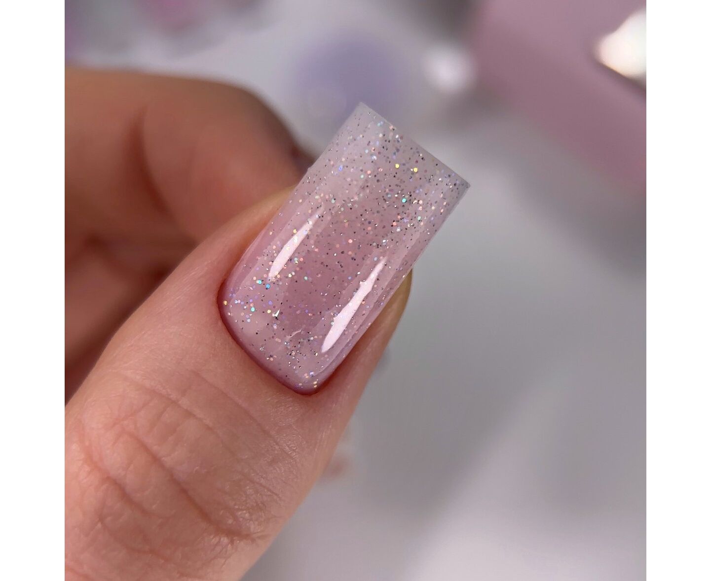 HEYLOVE Smart Gel Petalrain 15 ml – Żel w butelce z brokatem 2 HEYLOVE Smart Gel Petalrain